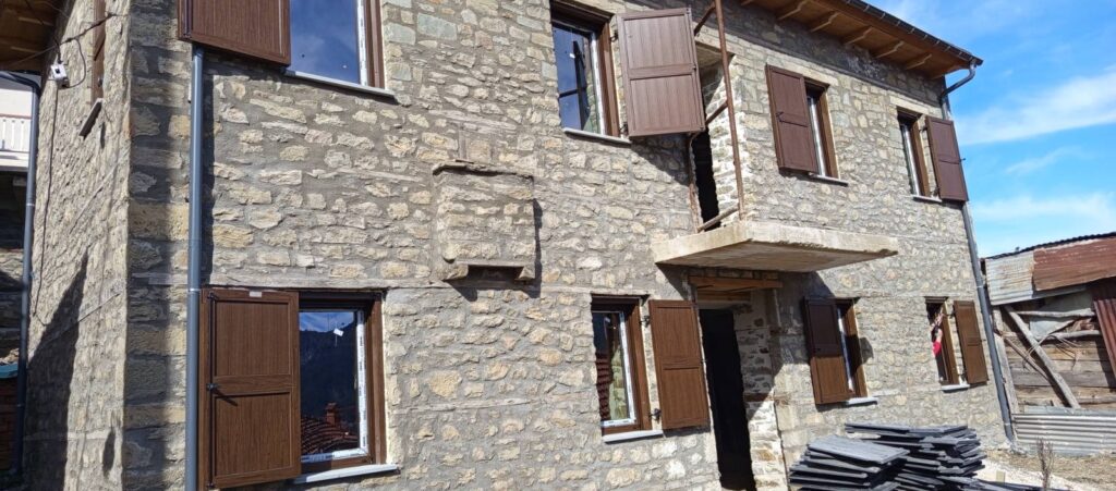 koufomata-metsovo-eiche-dunkel-claufen-21